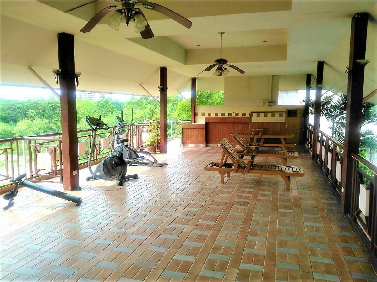 Hin Nam Sai Suay Condominium Hua Hin Bagian luar foto